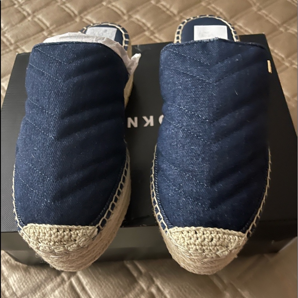 Don’t denim wedge closed toes open heel shoe